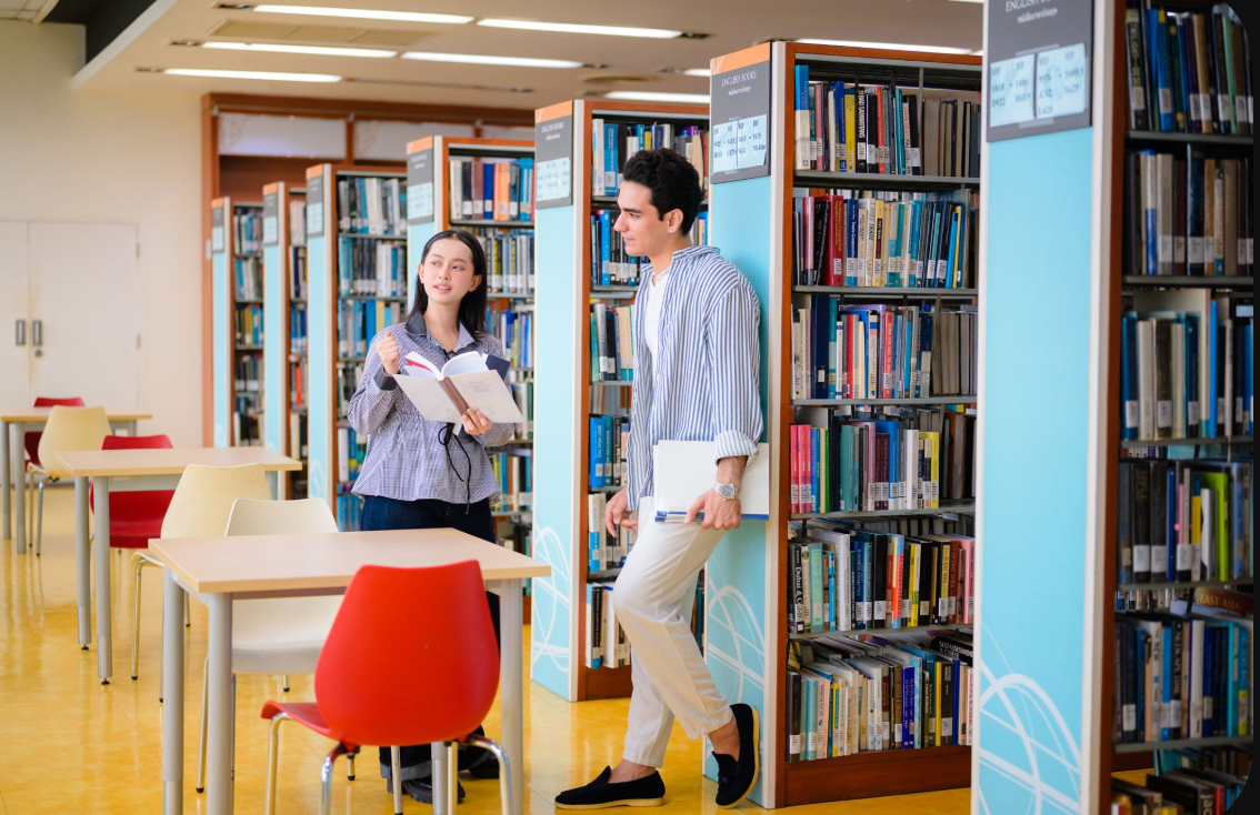 How to Find Scholarships Abroad That Cover Monthly Living Expenses