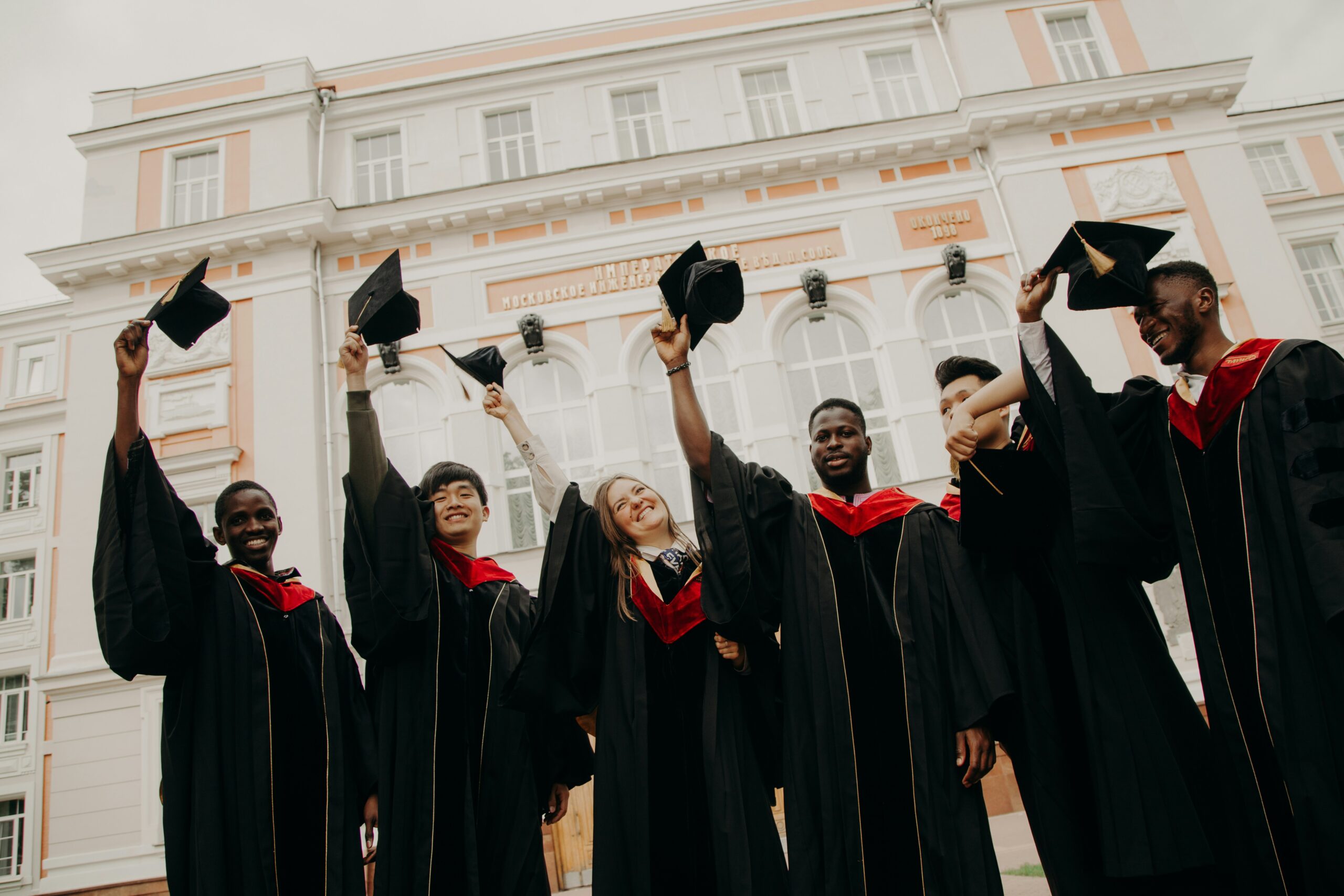 Best Graduate Student Opportunities for International Students 2026